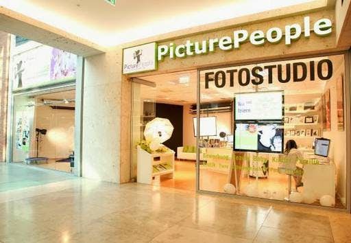 Photo of the Headshots Studio 'PicturePeople Fotostudio Duisburg-Forum'