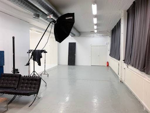 Photo of the Headshots Studio 'Photographer PMAGI Stockholm AB Photo & Film'