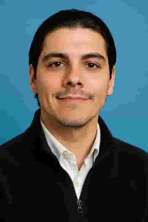 AI Headshot Competitor Result Bad