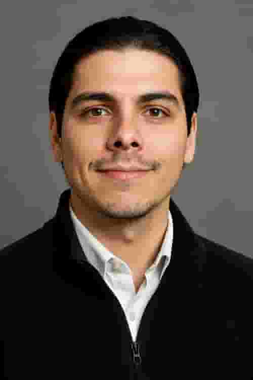 AI Headshot Input Image Man